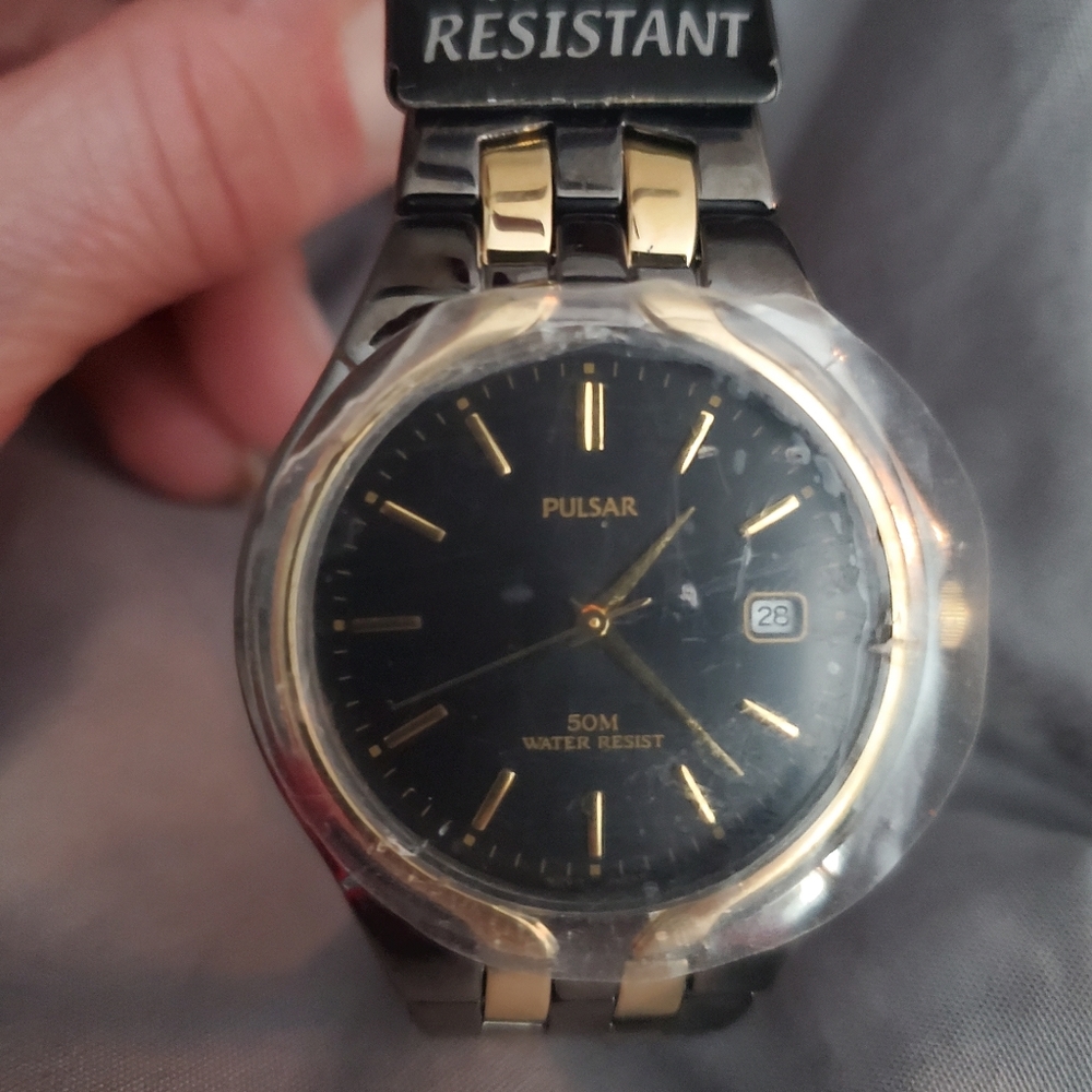 Men's New Pulsar watch